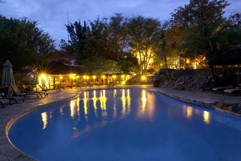 Cresta Mowana Safari Lodge Kasane Exterior foto
